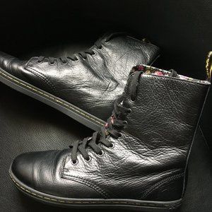 Dr. Martens AirWair Stratford Black Leather - Women's US Size 11